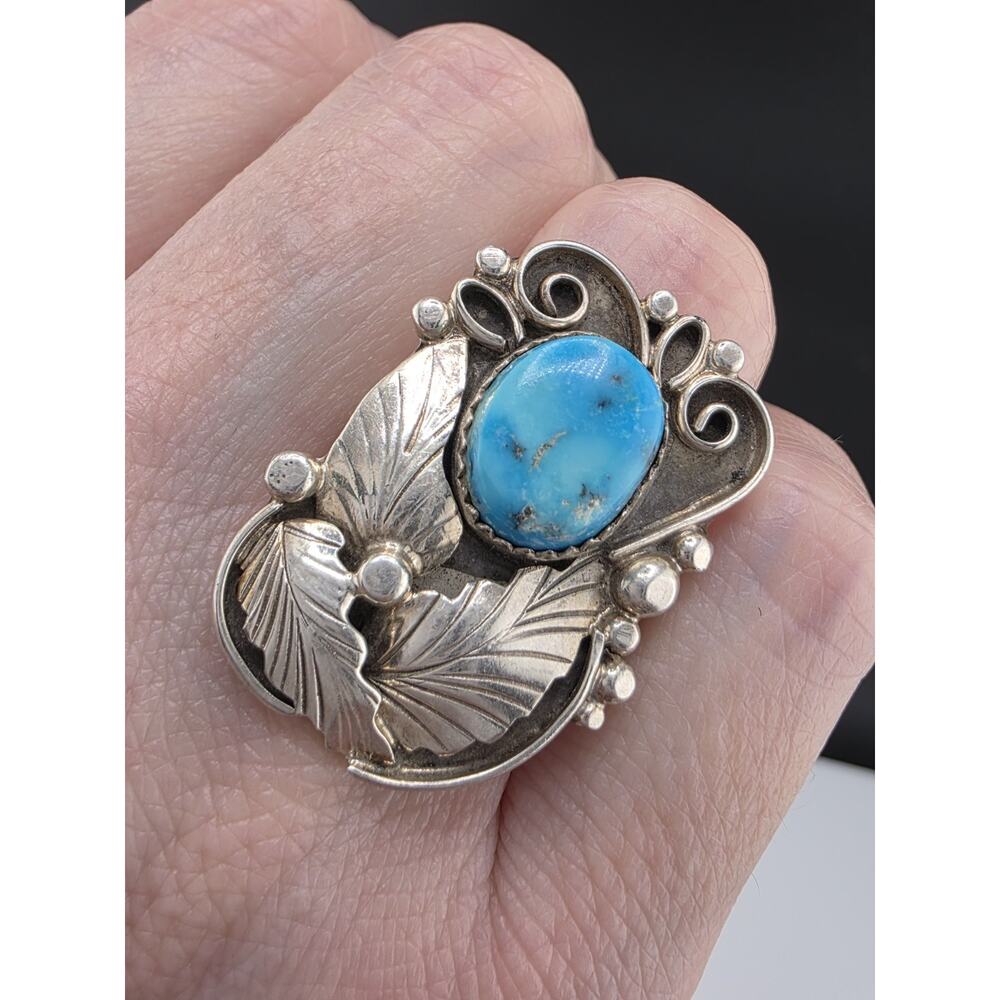 Vintage Native American Turquoise Feather Ring Signed CH ** Ring Size 8
